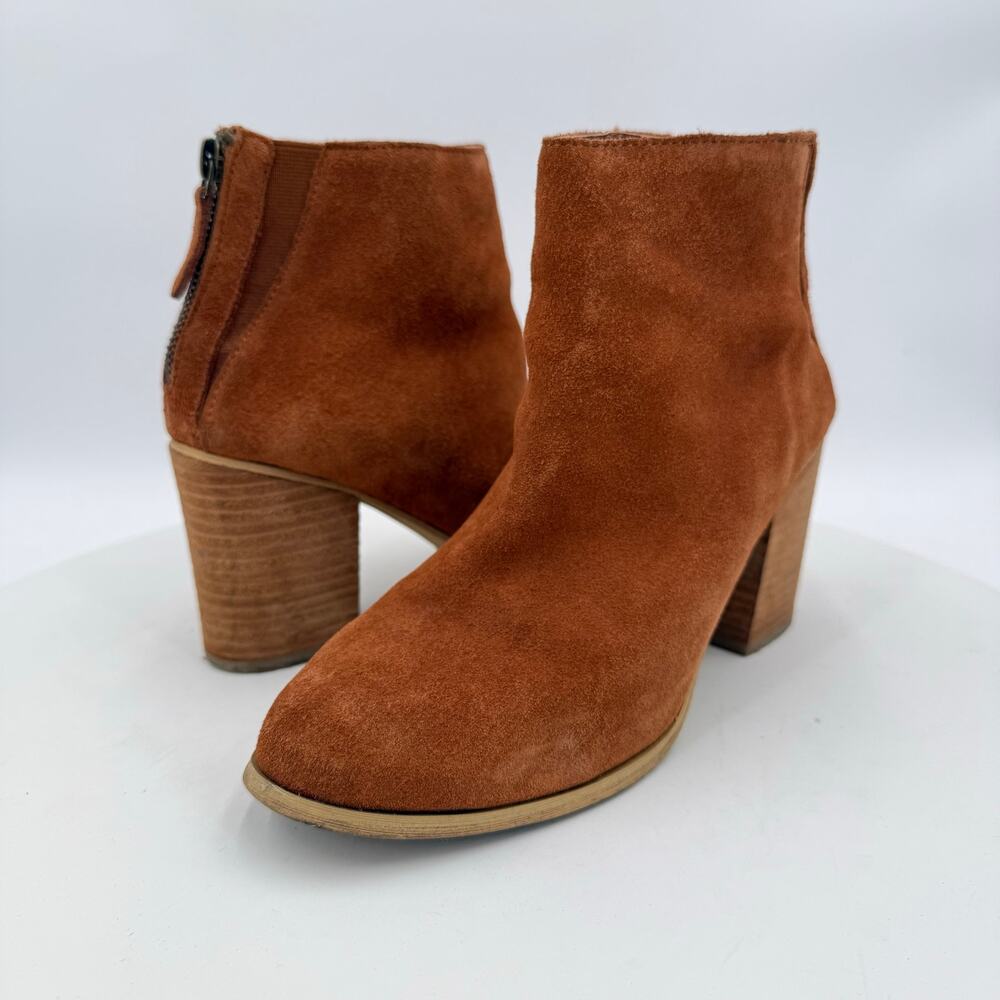 Ecote Women's Brown Suede Block Heel Ankle  Back Zip Booties Size 7